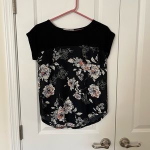 Rewind Junior’s Size Small Top